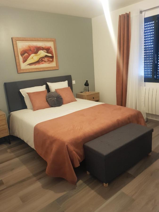 Villa Des Rives Du Lac Montans Екстериор снимка