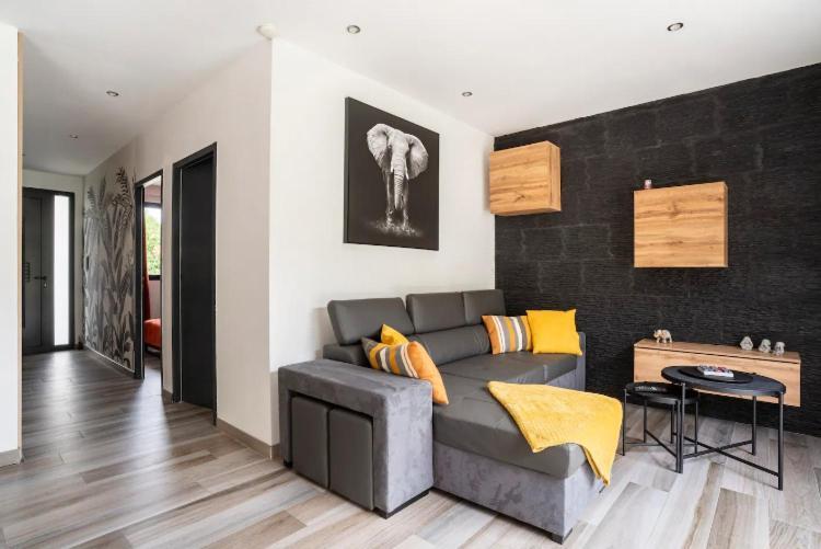 Villa Des Rives Du Lac Montans Екстериор снимка